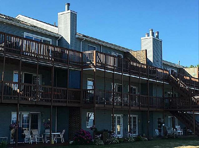 2nd image of 3302 Baer Beach Rd
