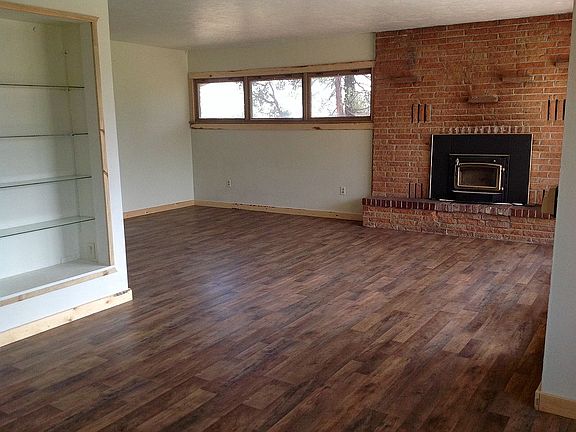 Living room.