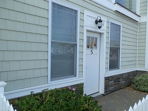 5th image of 33 Ocean Boulevard #5