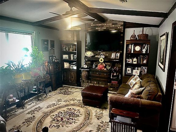2nd image of 44 Hollis Dr