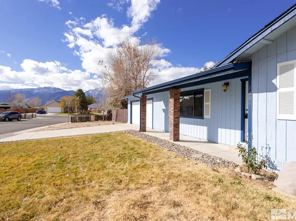 1364 Victoria Dr, Gardnerville, NV 89460