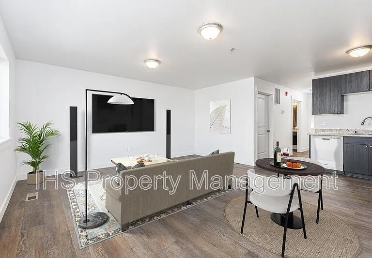 485 S 38th Ave #B207 — Photo 1