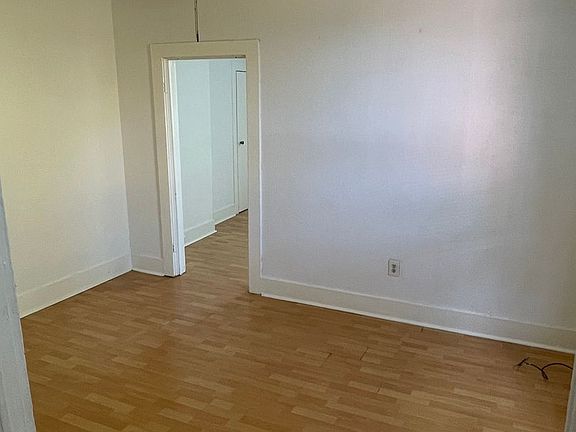 3rd image of 1531 Saint Ann St #2B