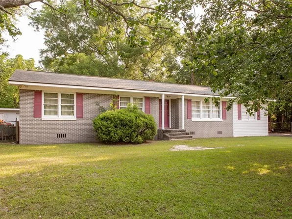 1195 E Blackshear Ave, Waycross, GA 31501