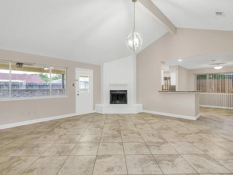 7431 Ridgeberry Dr — Photo 8