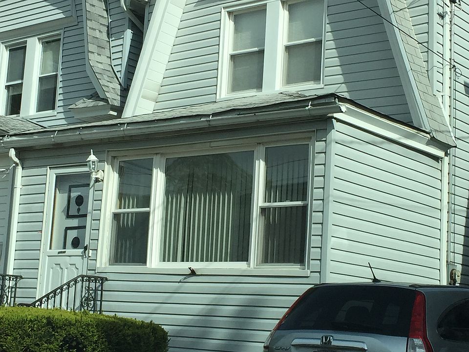 1st image of 10443 91st Ave