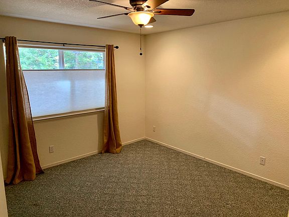 5th image of 770 Anita Dr