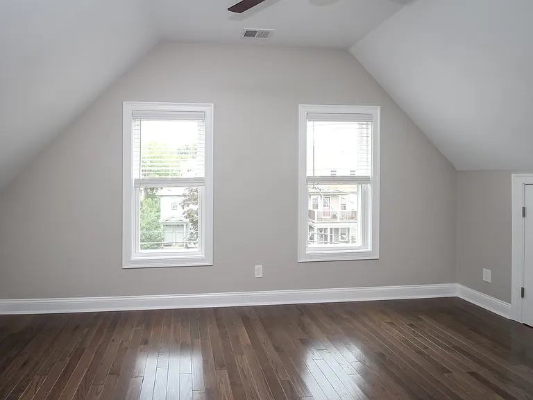 43 Cypress St #3 — Photo 7