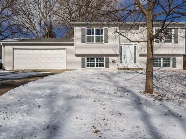 617 E 3rd St, Byron, IL 61010