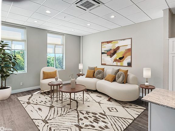 5th image of 110 Rocksylvania Ave #204