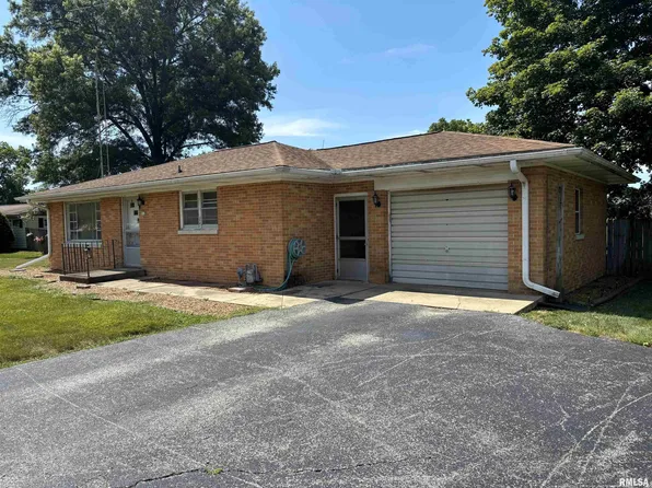 512 E State Route 125, Pleasant Plains, IL 62677