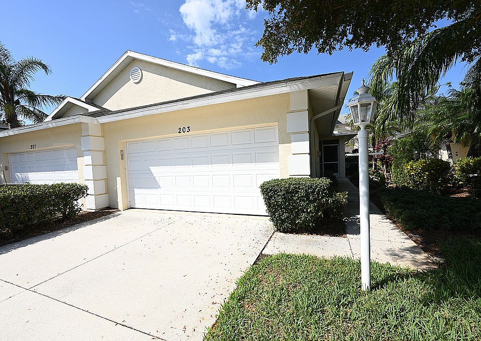 1st image of 203 Auburn Cove Cir
