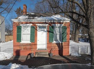 611 E Garfield St, Belleville, IL