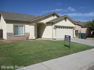 1027 Naval Ave, Madera, CA 93637