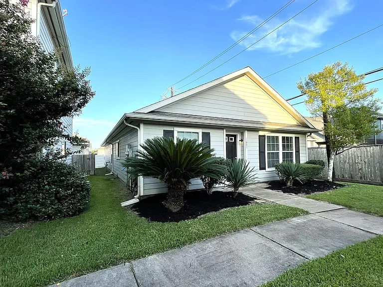 1603 Nichole Woods Dr — Photo 4