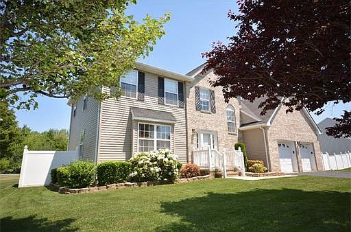 1st image of 5 Dogwood Ct