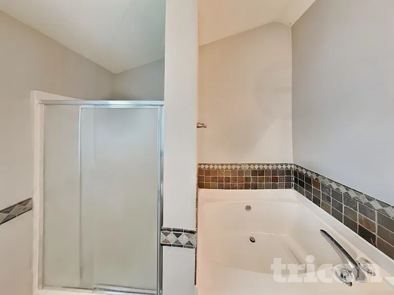 200 Falcon Rd — Photo 10