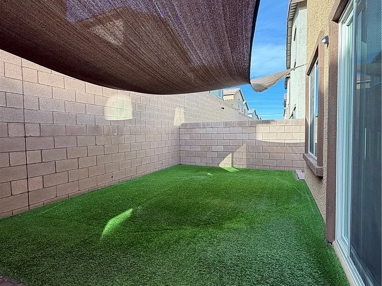 10877 El Camino Rd — Photo 15