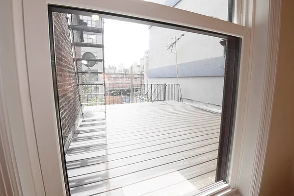 Rented by Brick&Mortar | media 6