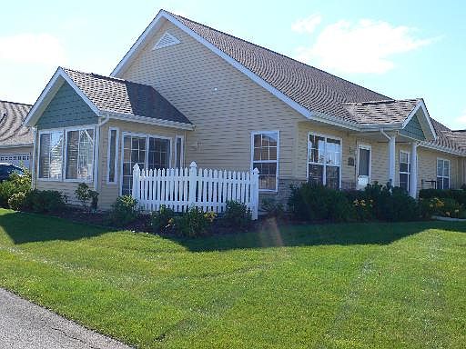 1st image of 2122 Waterbury Ln E #2122