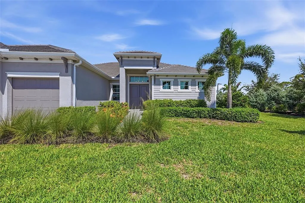 3 bed, 3.0 bath, 2650 sqft, $6,000 — Photo 1