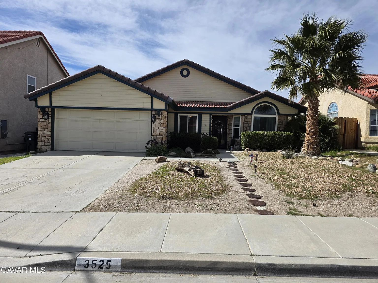 3525 Fernwood St photo 1