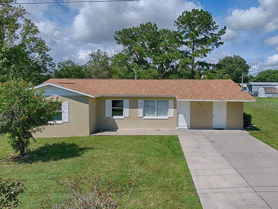 1st image of 704 Maple Ave