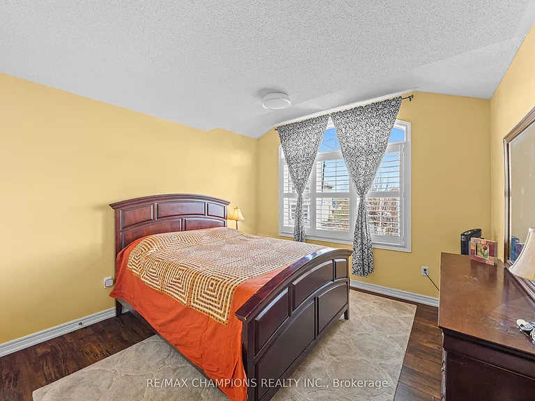 2 Kistler St — Photo 15