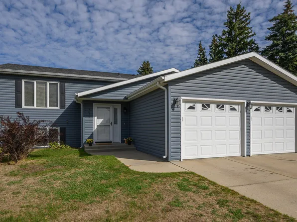 4020 S Arlington Dr, Bismarck, ND 58503