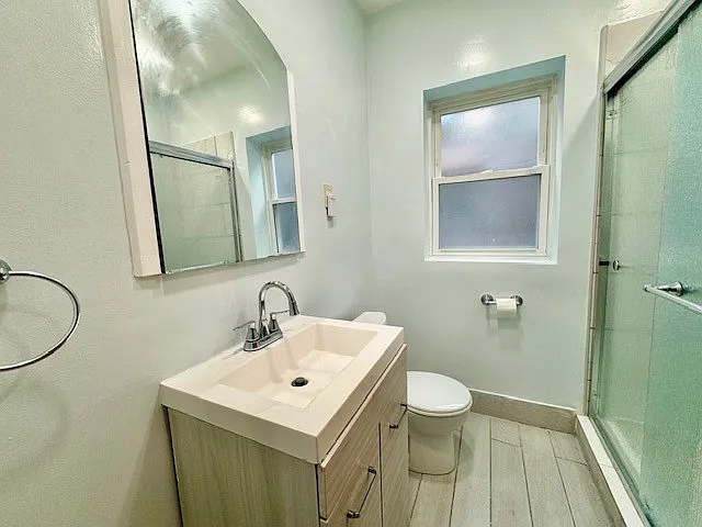 5618 N Artesian Ave #1 — Photo 12