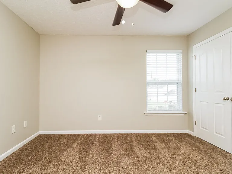 1404 Priestshore Bay — Photo 14