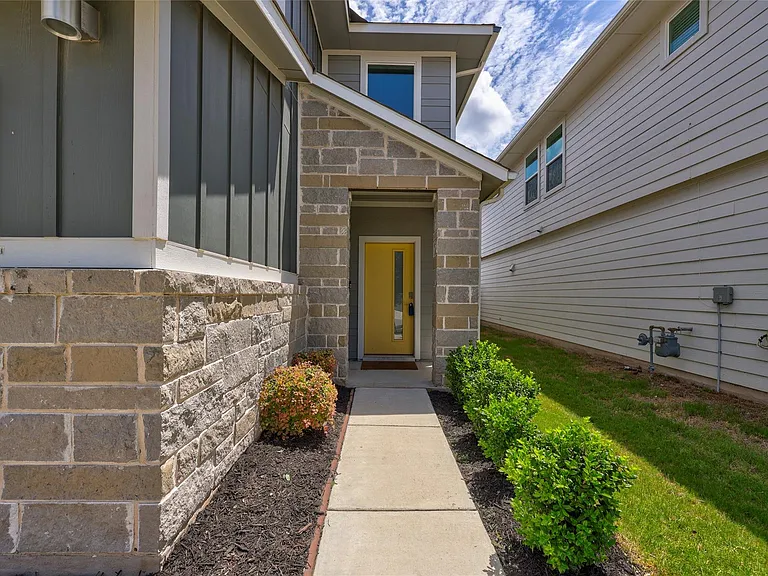 8012 Linda Michelle Ln — Photo 40