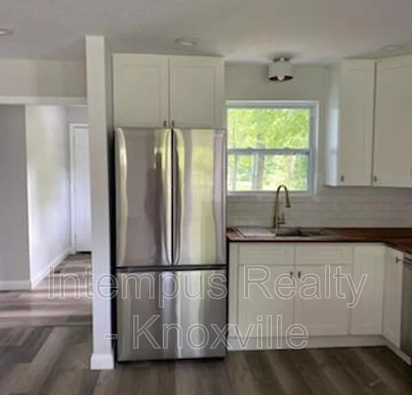 1320 Chestnut St — Photo 7