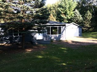 5374 Division Ave N, Comstock Park, MI 49321