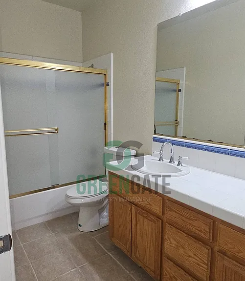 571 Zurich Dr — Photo 46