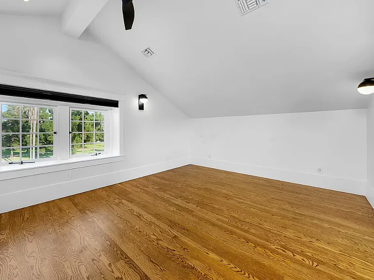 3340 6th Ave — Photo 39