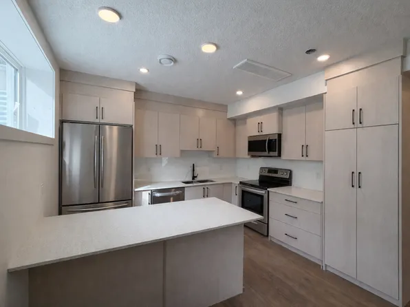 11323 106th St NW, Edmonton, AB