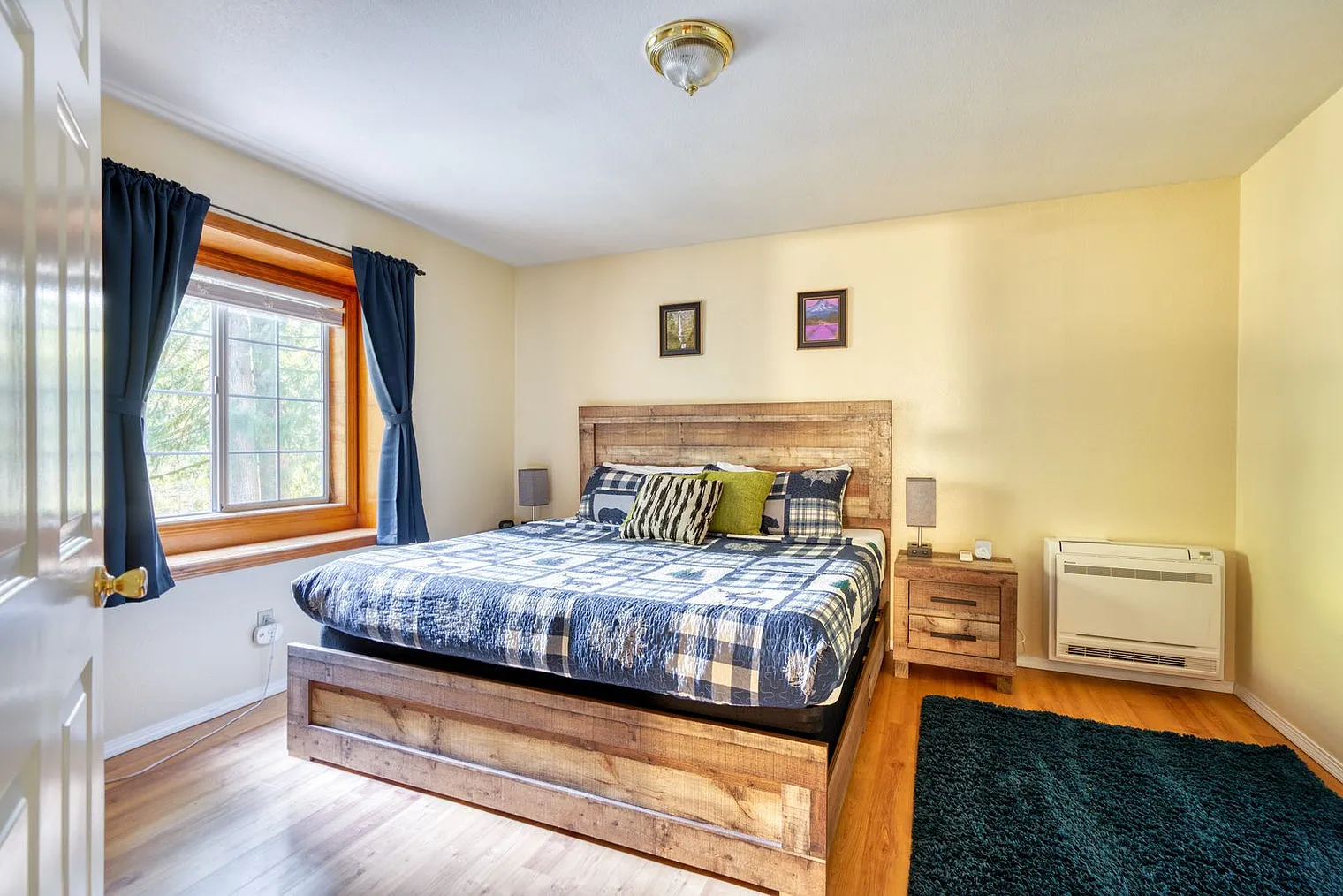 3 bed, 2.0 bath, 1485 sqft, $5,324 — Photo 3