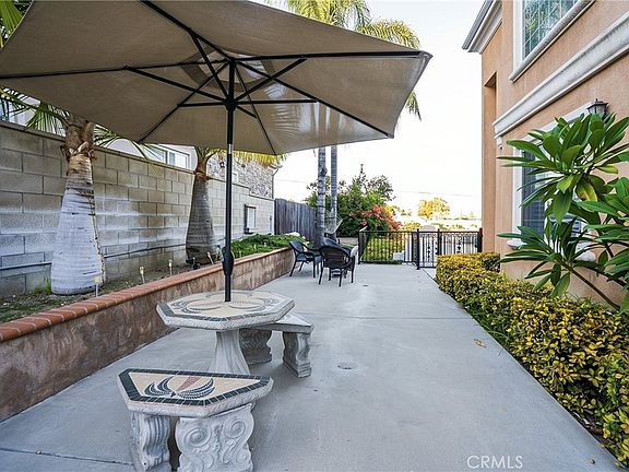 4th image of 539 Bourdet St