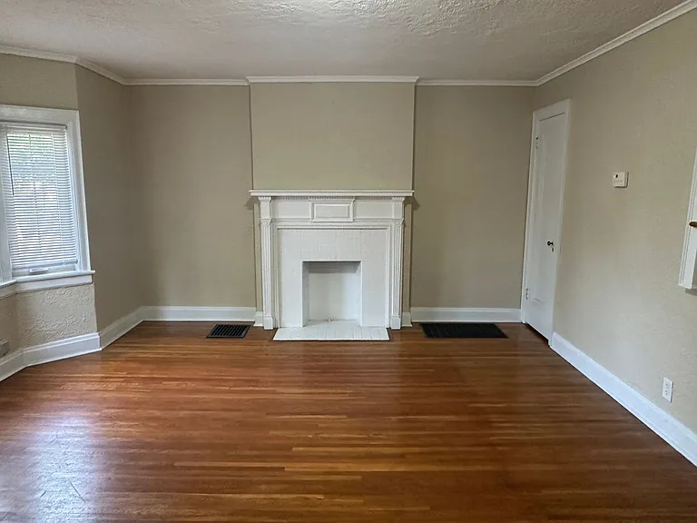 2192 Coventry Rd — Photo 4