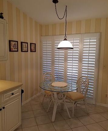 3rd image of 5315 Fox Hollow Dr