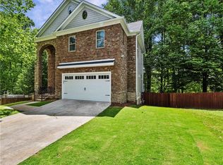 6320 Glenbrook Dr, Tucker, GA 30084