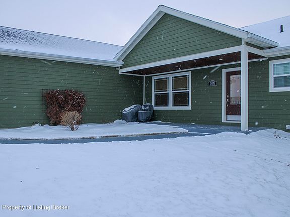 2nd image of 2705 2nd St NE