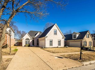 8544 Griffin Park Dr, Cordova, TN 38018