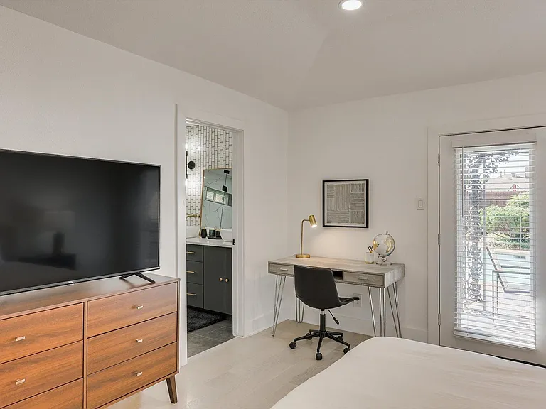 7414 Authon Dr — Photo 19