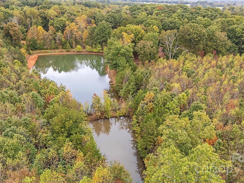 1st image of 0 Lippard Farm Rd