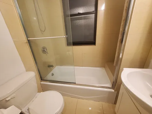 Rented by REAL New York | media 16