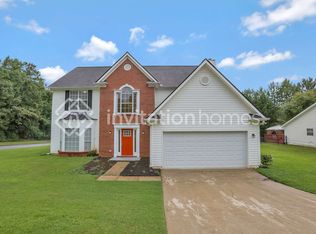 5749 Cove Ln, Lithonia, GA 30058