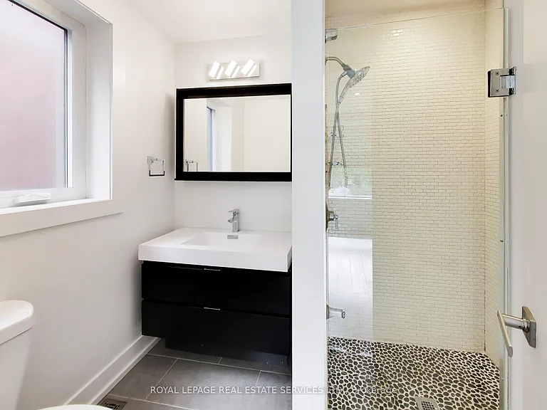514 Windermere Ave — Photo 17