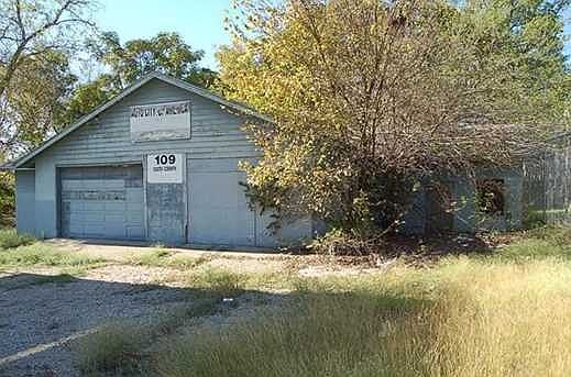 Front of shell 
building